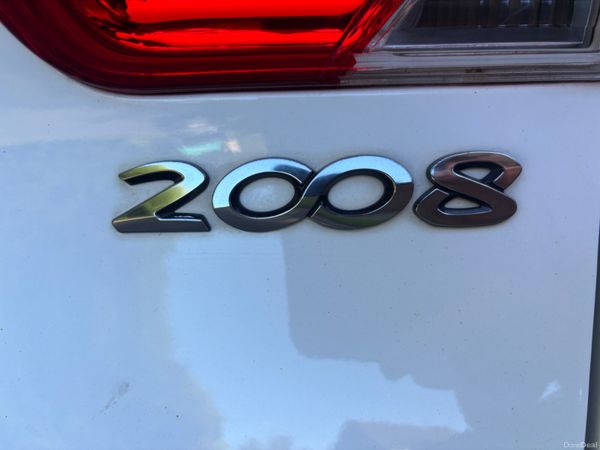 Peugeot 2008 2015 386297667