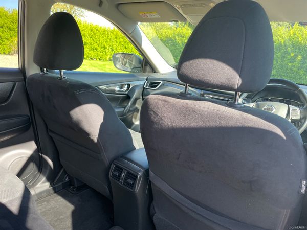 Nissan X-Trail 2017 386211941