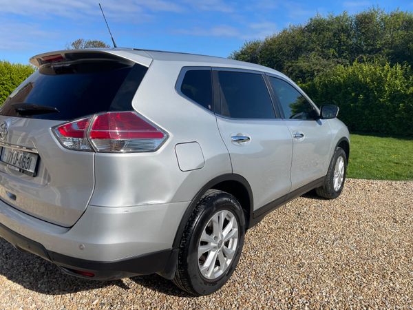 Nissan X-Trail 2017 386211919