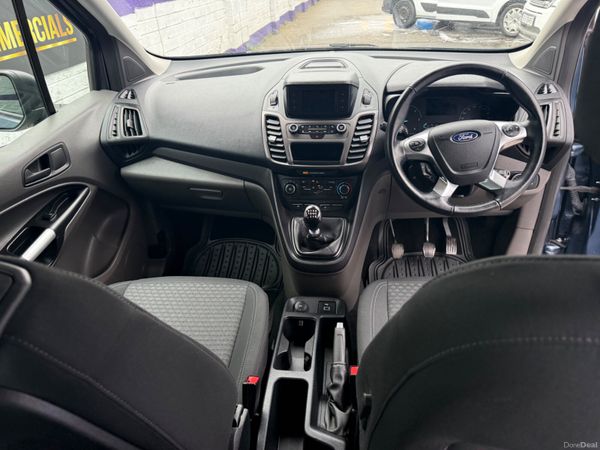 Ford Tourneo Connect 2022 386221139