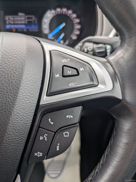 Ford Galaxy Zetec / 7 SEATER/2016 386225071