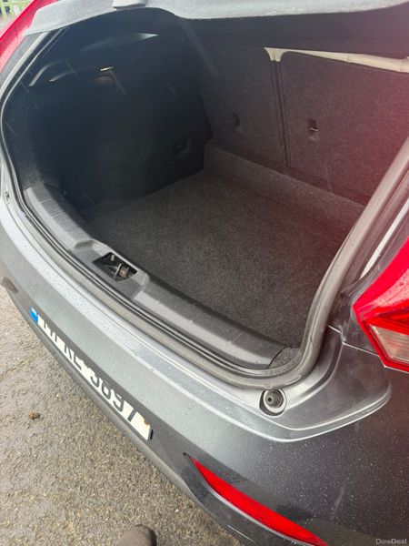 Volvo V40 2014 1.6 D *** SOLD AS SEEN *** 386233425