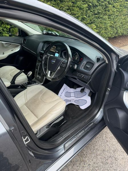 Volvo V40 2014 1.6 D *** SOLD AS SEEN *** 386233433