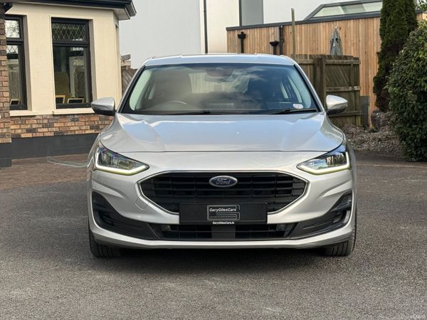 *Auto* Immaculate 231 Ford Focus! 386239417