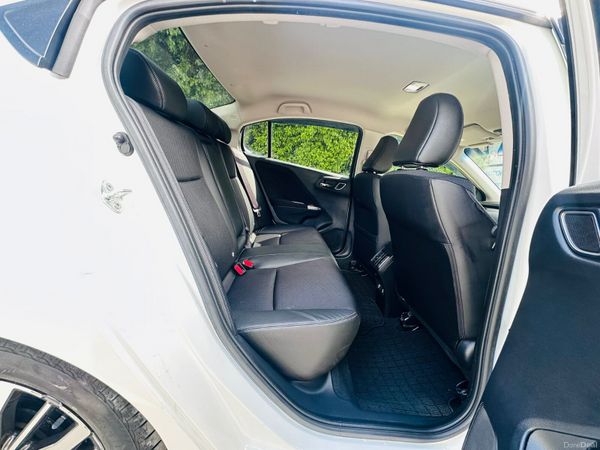 HONDA GRACE/CIVIC 2018 1.5 HYBRID TOPSPECS 386359697