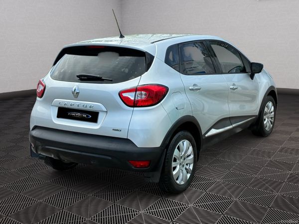 Renault Captur *NCT 10-26* 386366623