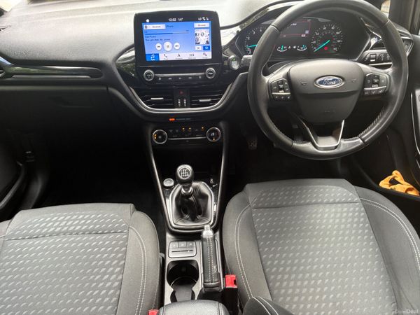 Ford Fiesta 2018 386367295