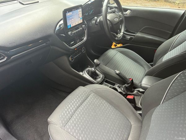 Ford Fiesta 2018 386367301