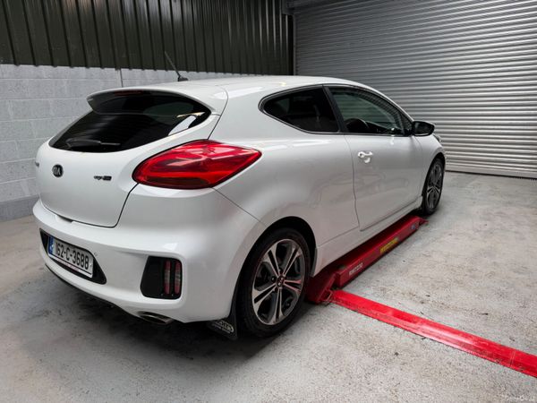 Kia Ceed 2016 386379527