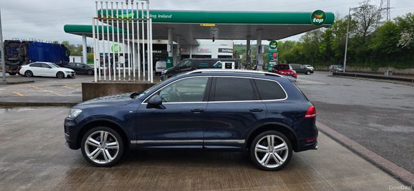 Volkswagen Touareg 2013 R-line Top Spec 386385941
