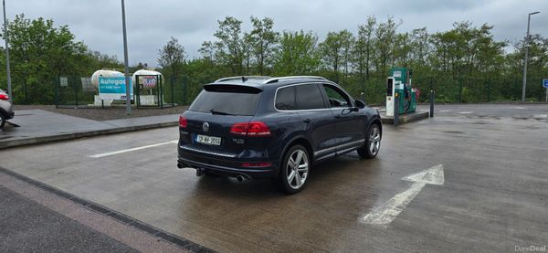Volkswagen Touareg 2013 R-line Top Spec 386385949