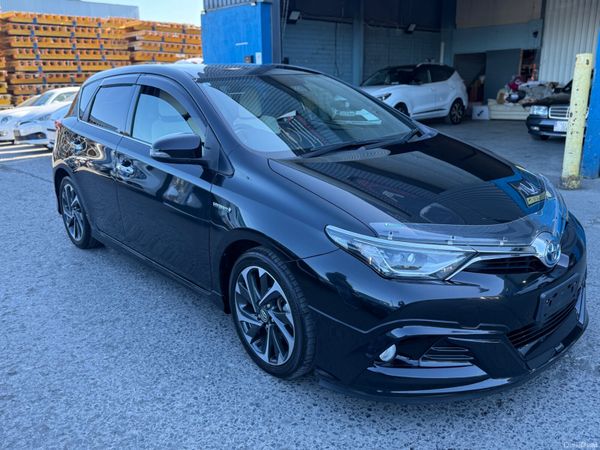 2017 Toyota Auris Hybrid Auto Luna Sports 386324715