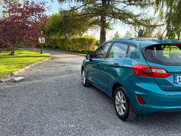 Ford Fiesta 2018 Titanium 1.1 386325681