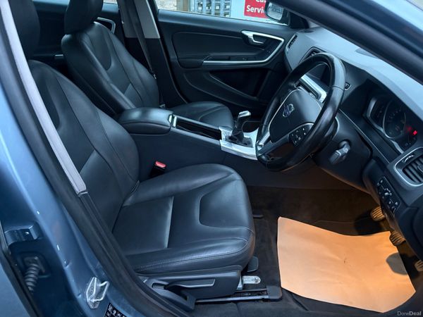 2017 Volvo S60 386333643
