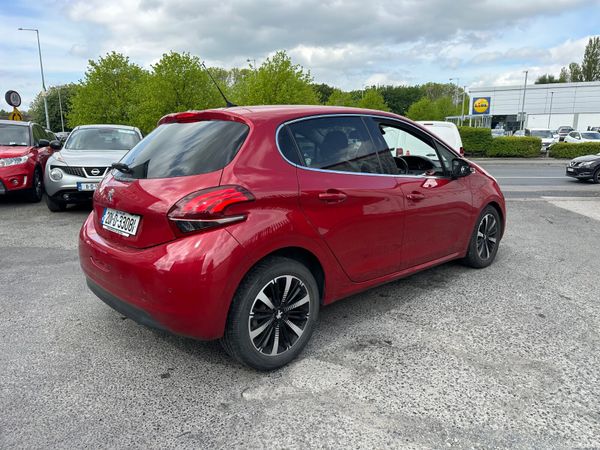 Peugeot 208 1.2 Petrol Auto NCT TAX LOW KMS 386449261