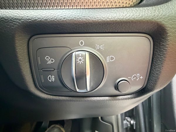 Audi A3 2019 TFSI 1.0 SE 386474237