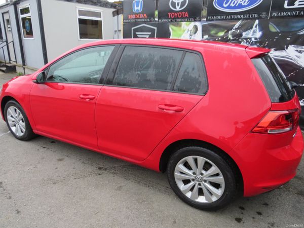 152 VW GOLF 5DR  PETROL AUTO IN CLASSIC RED 386499739