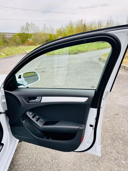 Audi A4 2015 386406103