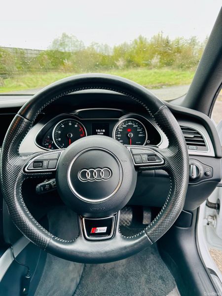 Audi A4 2015 386406127