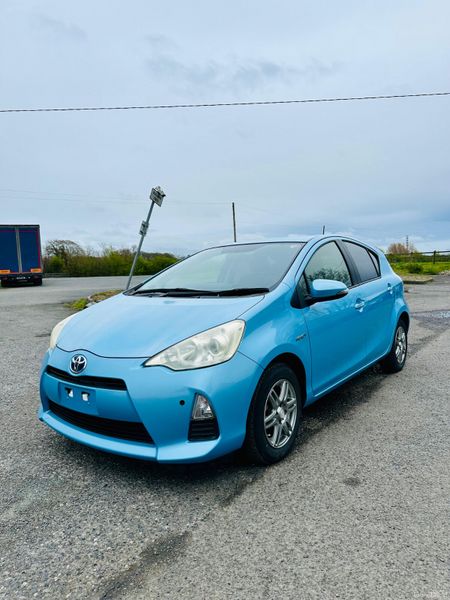 TOYOYA AQUA 2012 1.5L PETROL HYBRID 386412587