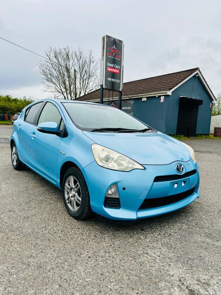 TOYOYA AQUA 2012 1.5L PETROL HYBRID 386412601