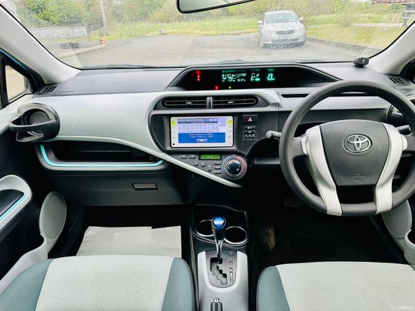 TOYOYA AQUA 2012 1.5L PETROL HYBRID 386412615