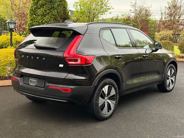 *Low Kms* 232 Volvo XC40 Plus Dark! 386424779