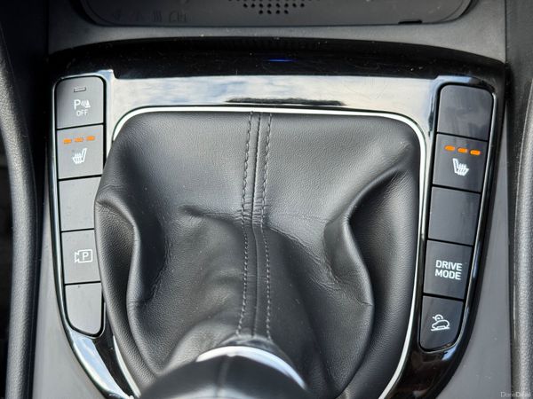 Now Reserved! 221 Hyundai Tucson Executive! 386554421