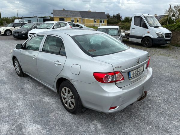 Toyota Corolla *NCT* 386557893