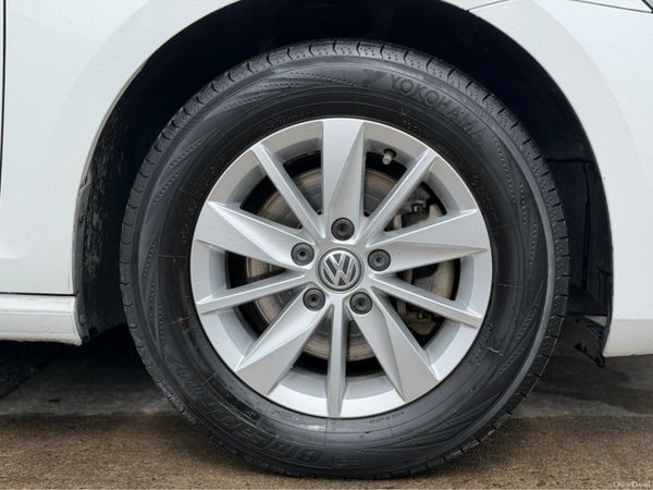 Volkswagen Golf DBA-AUCJZ Automatic & Low Mileage 386579143