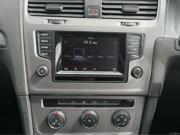 Volkswagen Golf DBA-AUCJZ Automatic & Low Mileage 386579167