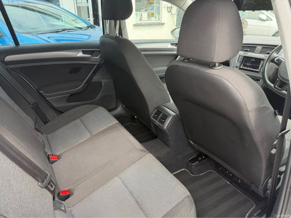 Volkswagen Golf DBA-AUCJZ Automatic & Low Mileage 386579171