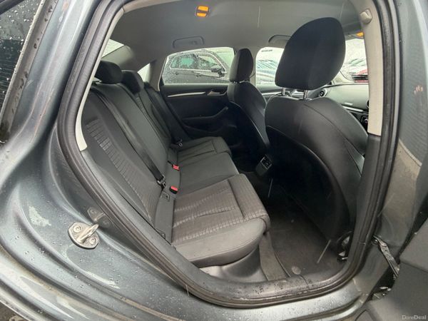 161 AUDI A3 SALOON 1.6TDI SLINE BLACK PACK 386583485