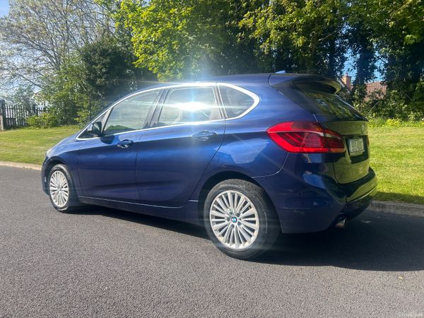 BMW 2-Series 2015  NCT 05/27 386584805