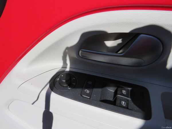 19 VW UP 1LT PETROL AUTOMATIC NCTD 28 386507693