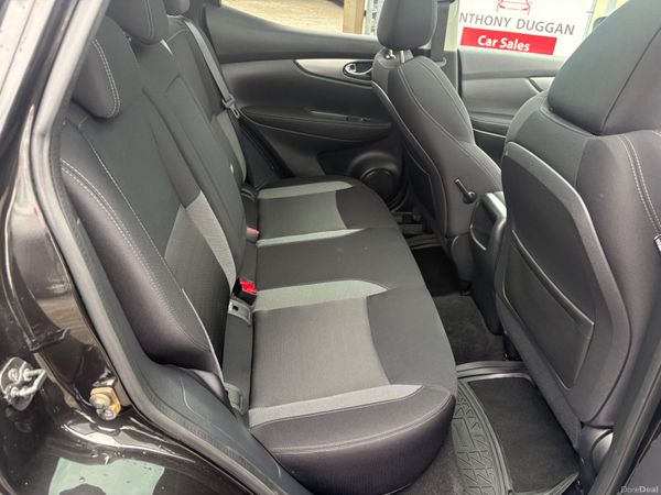 2017 172 Nissan Qashqai 1.5 premium 386529585