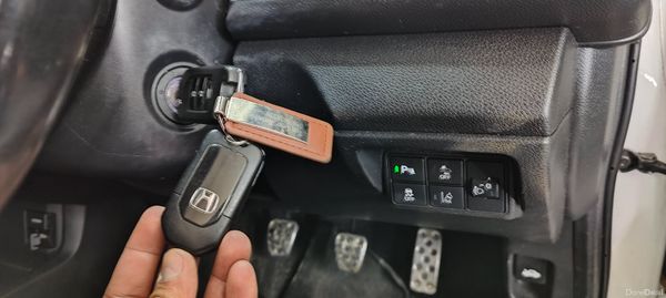 2018 Honda Civic 1.0 i-TECH 127bhp- Fresh NCT 386607247