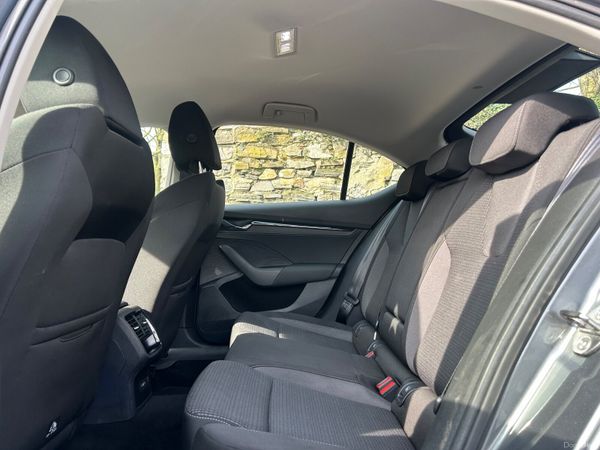 2022 SKODA OCTAIVA STYLE PARKING CAMERA 386607399