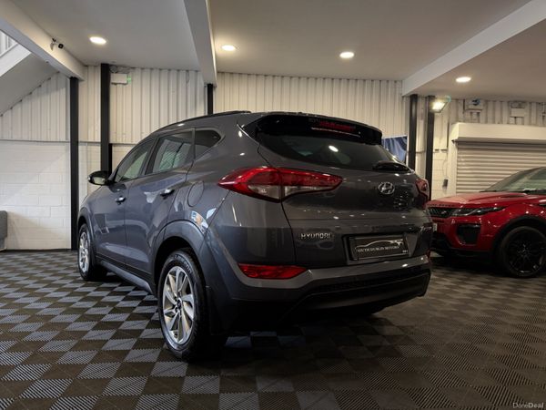 2016 Hyundai Tucson Premium-Pan Roof 386742913