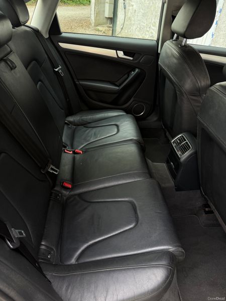 Audi A4 2014 Automatic 386789525