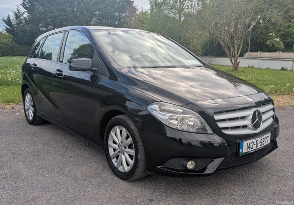Mercedes-Benz B-Class reverse camera& heated seats 386789757