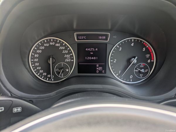 Mercedes-Benz B-Class reverse camera& heated seats 386789781