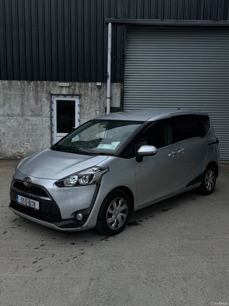 Toyota Sienta 2017 Automatic Low mileage 386796149