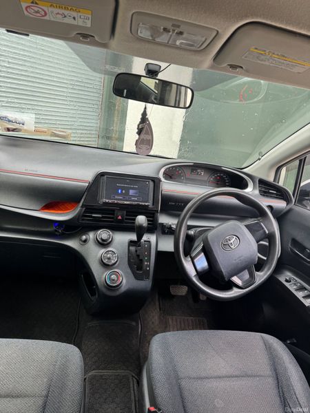 Toyota Sienta 2017 Automatic Low mileage 386796195