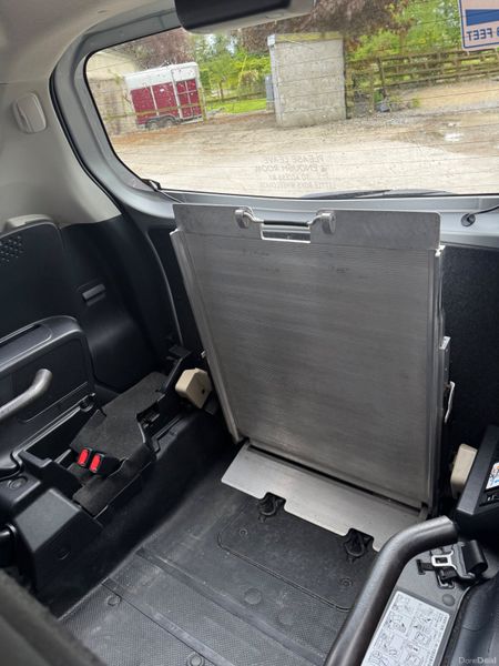 Toyota Sienta 2017 Automatic Low mileage 386796197