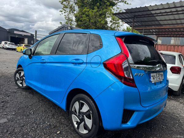 Honda Fit Hybrid Automatic 386798519