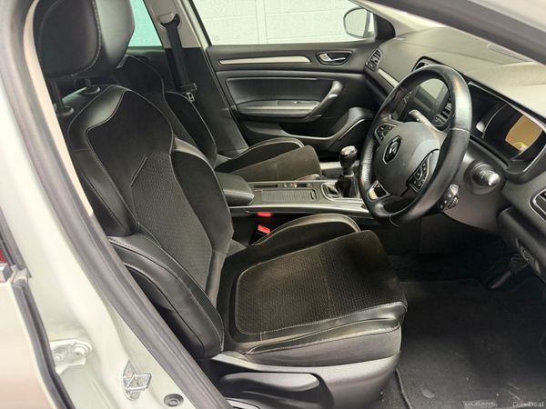 2017 RENAULT MEGANE ESTATE     ONLY 89k KLMS ! 386701583