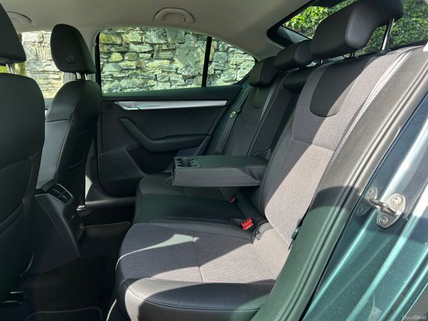 2019 SKODA OCTAIVA SOLEIL PETROL PARKING CAMERA 386707341