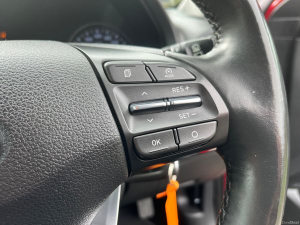 Hyundai i30 1.4 Petrol Deluxe 386723855