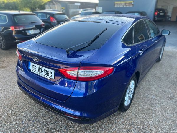 Ford Mondeo 2015 386724105